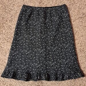 Style & Co Size 6P Black and White Floral Patterned Vintage Skirt